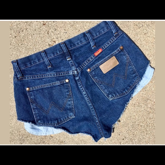 wrangler short shorts